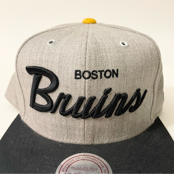 Boston Bruins Snapback Hat Mitchell & Ness Cap NHL - Picture 4 of 16